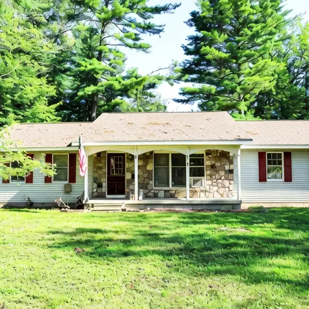 The Fairway Villa on the Green and ONLY 4 MINUTES TO TOWN!!
