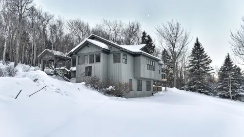 Equinox Haus: Private Retreat, Pool Table, Hot Tub, Game Room & Hiking Trails - Homestays
