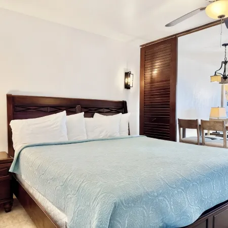 Sapphire Beach Beachfront Condo Free Wi - Fi! - Generator!