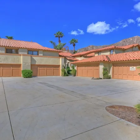 Magical Waterfall & Mountain Views, Steps to Pool -Pets ok, Wifi, Permit 062281