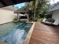 Villa de Charme Tropicale Située à 500 m de la Plage de Pereybère - Villas