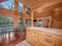 Spectacular Log Cabin Home 45 minutes to Asheville