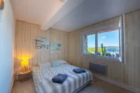 100 m from the Harbor: Villa for 12 People, Breathtaking Ocean Views, Infinity Pool - 別墅