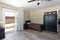 Over 3,000 Feet of Desert Oasis-Perfect for Friends & Family. Free Tesla Charger