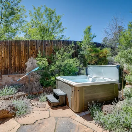 Skyline Pines & Mountain Retreat! Hot Tub/AC/Views!