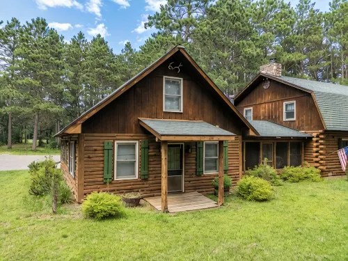 Luxury 10Br Lodge 6 Wooded Acres • Game Lounge • Pet Friendly Retreat Sleeps25+ - Alppimaja