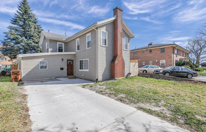 5 Bedroom 7 Beds Cozy and Spacious Home