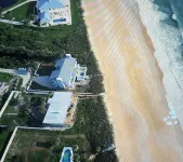Beachfront 2 Apartments 1 House Nature all around, just 25 steps to Ocean water - Beach