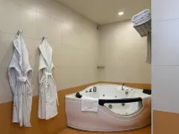 METROPOL HOTEL Yerevan - Hot Tub