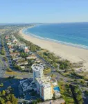 Kirra Surf Apartments - balcony