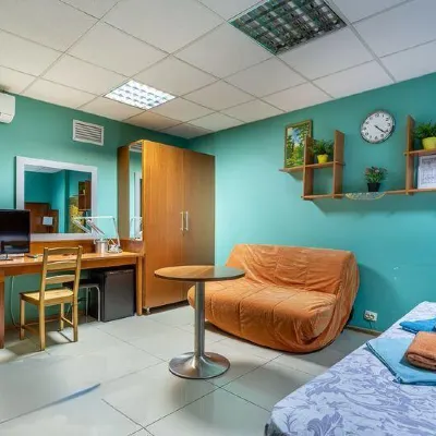 Brusnika Mini-Hotel โรงแรมใกล้พิพิธภัณฑ์ดาร์วินแห่งรัฐ