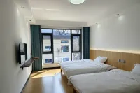 Yifang Mountain Homestay Hotels in Ancient Ginkgo Promenade