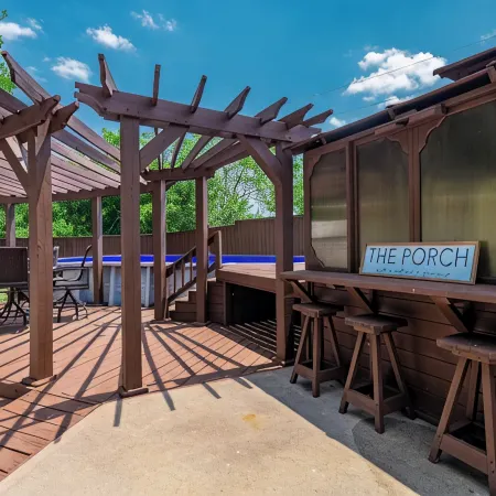Lake Texoma Splash! Pool/hot tub, 1.5 miles to Highport Marina on Lake Texoma!