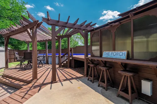 Lake Texoma Splash! Pool/hot tub, 1.5 miles to Highport Marina on Lake Texoma!