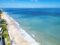 Charming Beach Cottage, 100 Steps to the Beach. Pet friendly. King Bed. - WiFi
