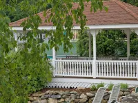 Waterfront Smith Cove Lake House includes dock - Wifi