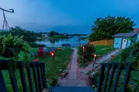 Lakefront Home with Dock, 6 Kayaks! 3 Miles to Granbury Square