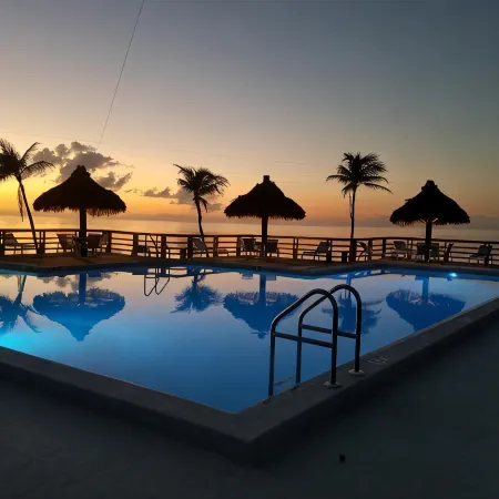 Caloosa Cove Resort by CoolVacay