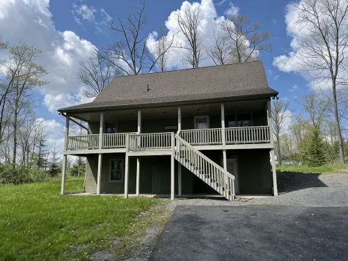 Cozy, modern home 1 mile to Wisp & Deep Creek Lake