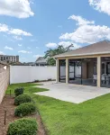 Luxury Living Minutes Away from Brownwood Paddock Square-4 Seat Golf Cart Incl. - 3-Star