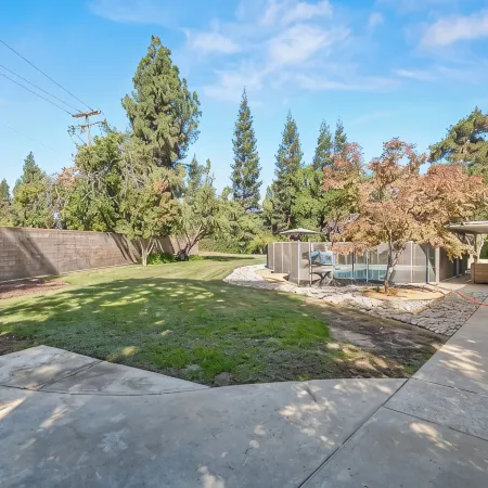 Fresno House - Pool + Arcade Games , Family Friendly!