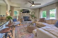 Tranquil mountainhouse w/hot tub, super close to trails & wineries- pet friendly - 무료 와이파이