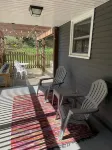 Downtown Brevard Hideaway Steps from Main St Restaurants-Dog Friendly, Fenced