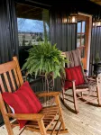 Flat Creek Cabin at Riverbend Farm in Evening Shade Arkansas
