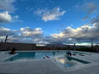 Large 3 bed, 3 bath Tucson house with pool, jacuzzi and amazing Mountains Views - Jacuzzi