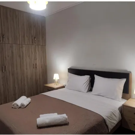 Marousi Serene Suite Отели в г. Маруси