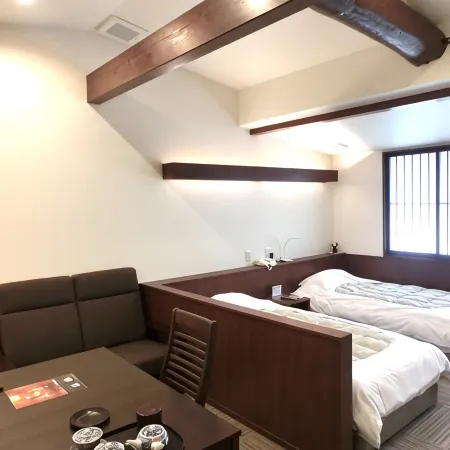 Sennennoyu Koman
