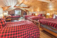 Higgins Lake - One Of A Kind Lakefront Lodge! - Wifi