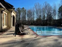 Luxurious condo minutes from Ole Miss & the Square