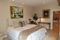 Lovely La Costa condo -walk to Spa & Golf course, close to beach & Legoland - Jacuzzi