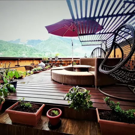 Ludrong Hotel