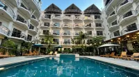 Pacific Suites Boutique Hotel and Bistro