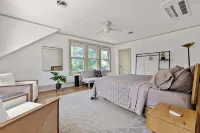 Charming, Cozy Home Close to Everything Downtown! Perfect for Large Groups! - 3-Star