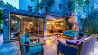 페투니아 코낙 부티크 호텔