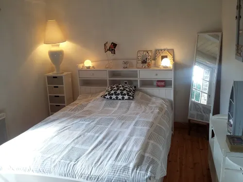 Pretty renovated farmhouse in a garden near the sea