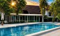 Kenikar Raintree Resort Chumphon - Uima-altaat