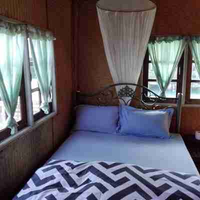 Oceanblue Guesthouse Rooms