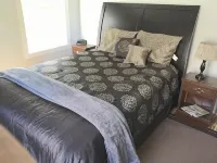 Anna's Cottage Walkable to downtown New Buffalo and the beach! - WiFi