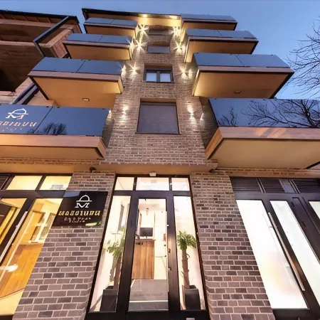 Apart Hotel Maksimum Отели рядом с достопримечательностью «Voždovac»
