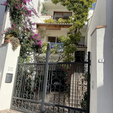 House "Il Glicine", Maison de Charme