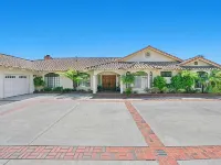 Hidden Garden Sanctuary Estate ll Mountain Views & Serenity Hotels in Fallbrook