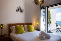 GuestReady - A splendid sea-view stay