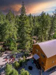 Green Door Lodge- Duck Creek Village, Ut. -3bd/2ba - Pet Friendly! - Hytter