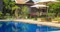 Vimean Sovannaphoum Resort - Pools