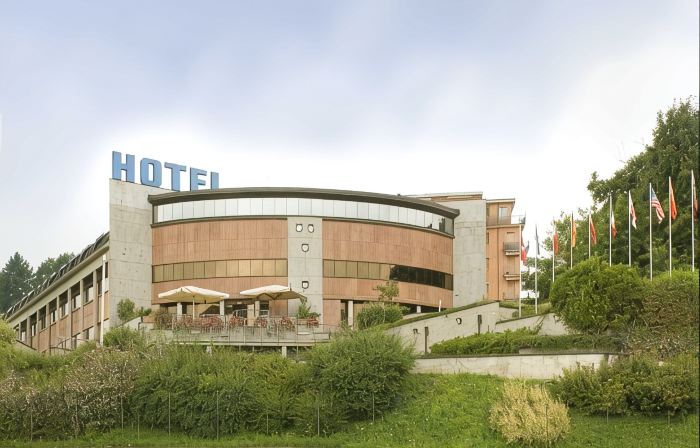 Albavilla Hotel & Co.