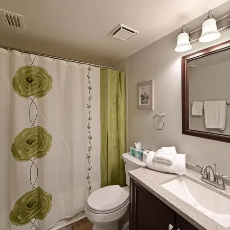 Shorewalk "A Little Piece of Paradise" close to beaches, golf, restaurants, IMG